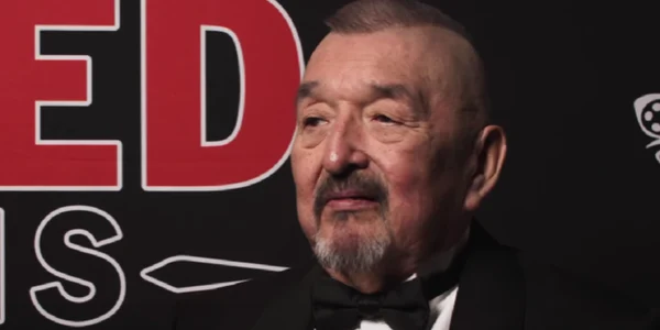 Graham Greene foto captura video youtube Seeing Red Media png