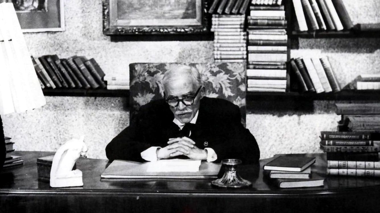 Tudor Arghezi