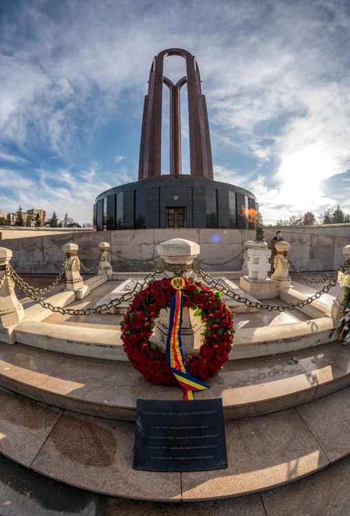 Monumentul Ostașului Necunoscut. FOTO arhivă Adevărul