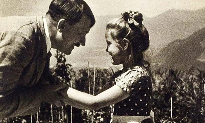 Cum și de ce îmbrățișa Hitler o fetiță evreică pe nume Rosa jpeg