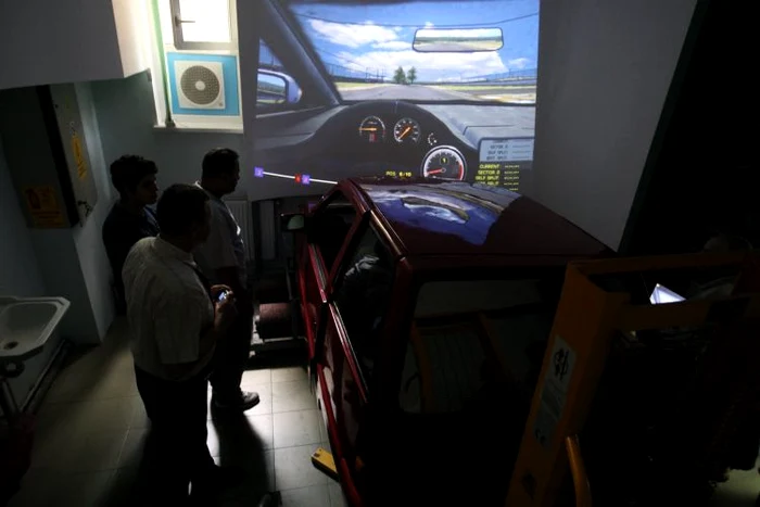 Simulator auto la Universitatea Ovidius Constanţa