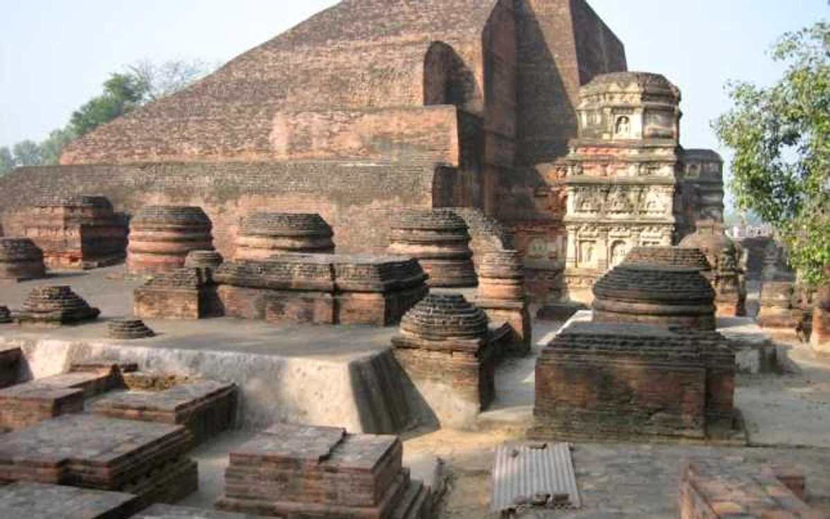 Ruinele Universităţii din Nalanda Fotografii: Wikipedia