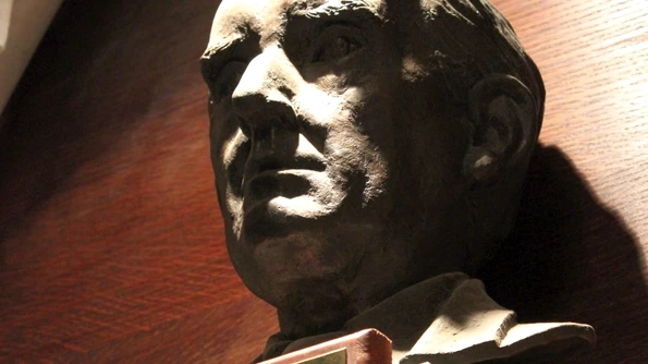 2 septembrie: A încetat din viaţă scriitorul J R R Tolkien, autorul romanului „Hobbitul” şi al trilogiei „Stăpânul inelelor” jpeg