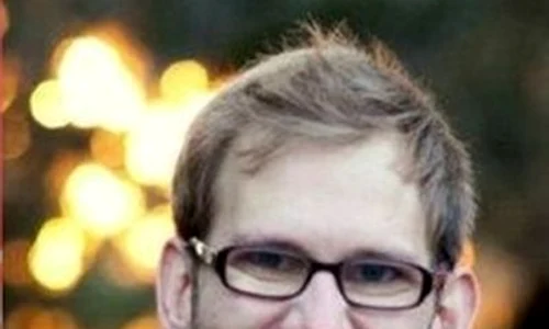 Michael este fratele lui Asthon Kutcher jpeg