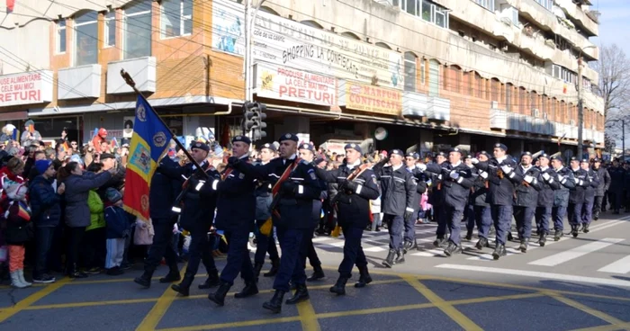 Jandarmii, alături de dâmboviţeni de Ziua Naţională a României
