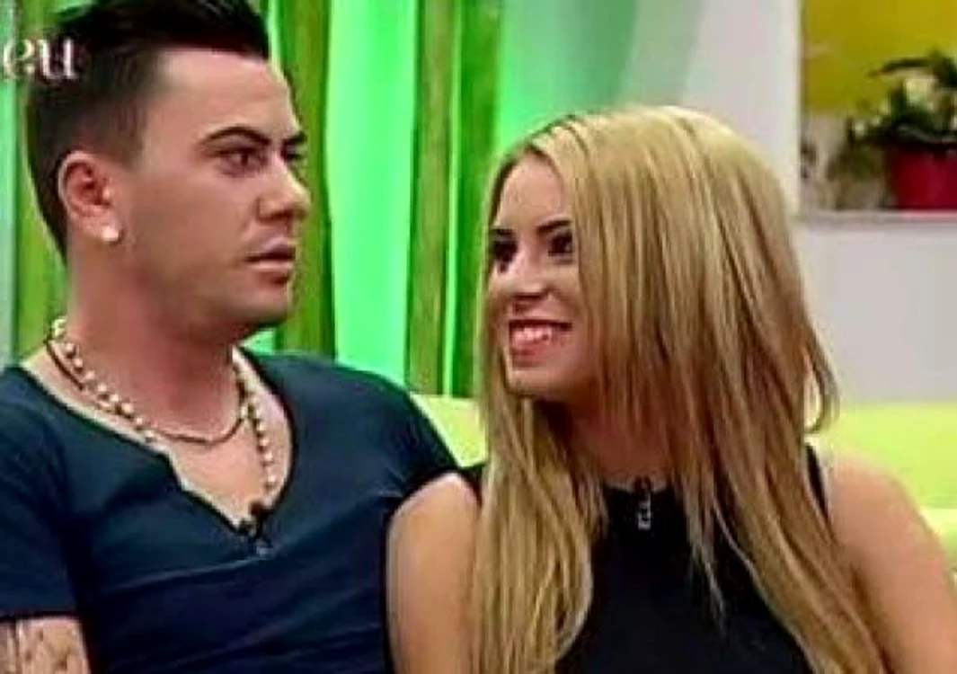 
    Mireasă pentru fiul meu. Elly şi Cristian sunt unul dintre cele mai solide cupluri din competiţie Foto: captură Antena 1  