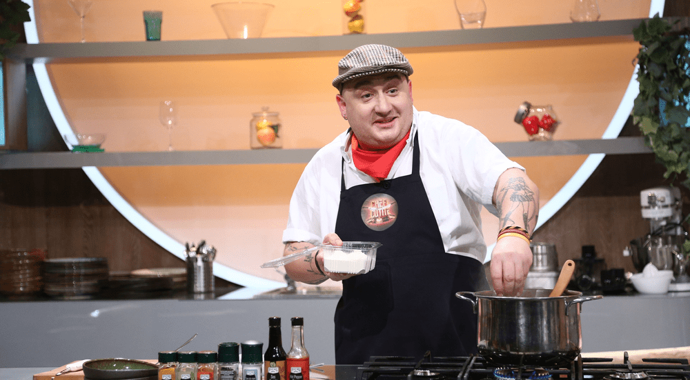 „Chefi la cuțite“: Silviu Trufaș, mănâncă orice, chiar și produse expirate de un an. „Ce alții văd gunoi, eu văd comoară“