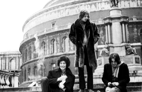 Trupa Smile Brian May Roger Taylor si Tim Staffell foto arhiva personala Tim Staffell jpeg