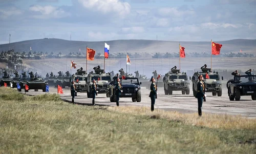Exerciții militare organizate de Rusia (foto: www.kremlin.ru)
