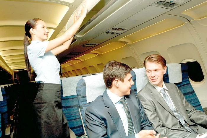 
    Călătoria cu avionul  