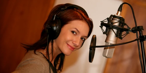 Adela Popescu