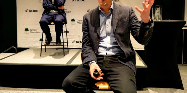 Theo Bertram director TikTok vorbind despre proiectul Clover FOTO Adrian Pogîngeanu jpg