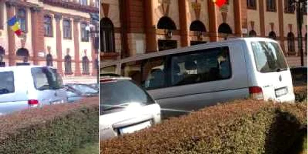 Maşina a fost parcată corect, astăzi (stânga - FOTO: Reka Jakab-Peter), după ce acum două zile deforma gardul viu (FOTO: Andreea Gagiu)