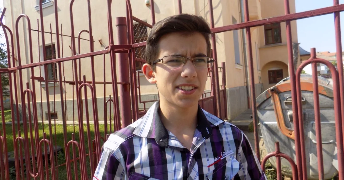 Adrian Ureche a ieşit după o ora din sala de examen