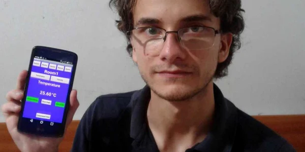 radu serdin student sistem inteligent de monitorizare a locuintei Galati 1