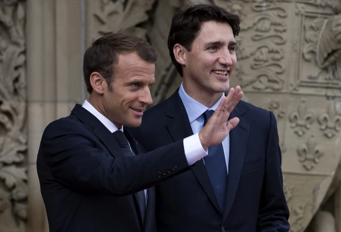 Preşedintele francez, Emmanuel Macron, şi premierul canadian, Justin Trudeau, vor să facă front comun în războiul comercial declanşat de Donald Trump Foto: EPA/EFE