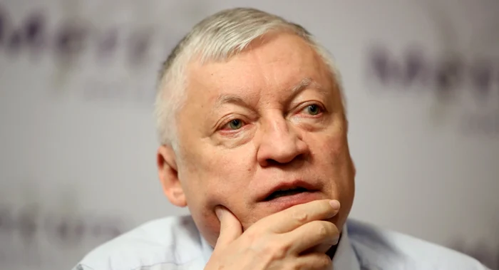 Anatoli Karpov a suferit un accident misterios la cap. Foto EPA EFE