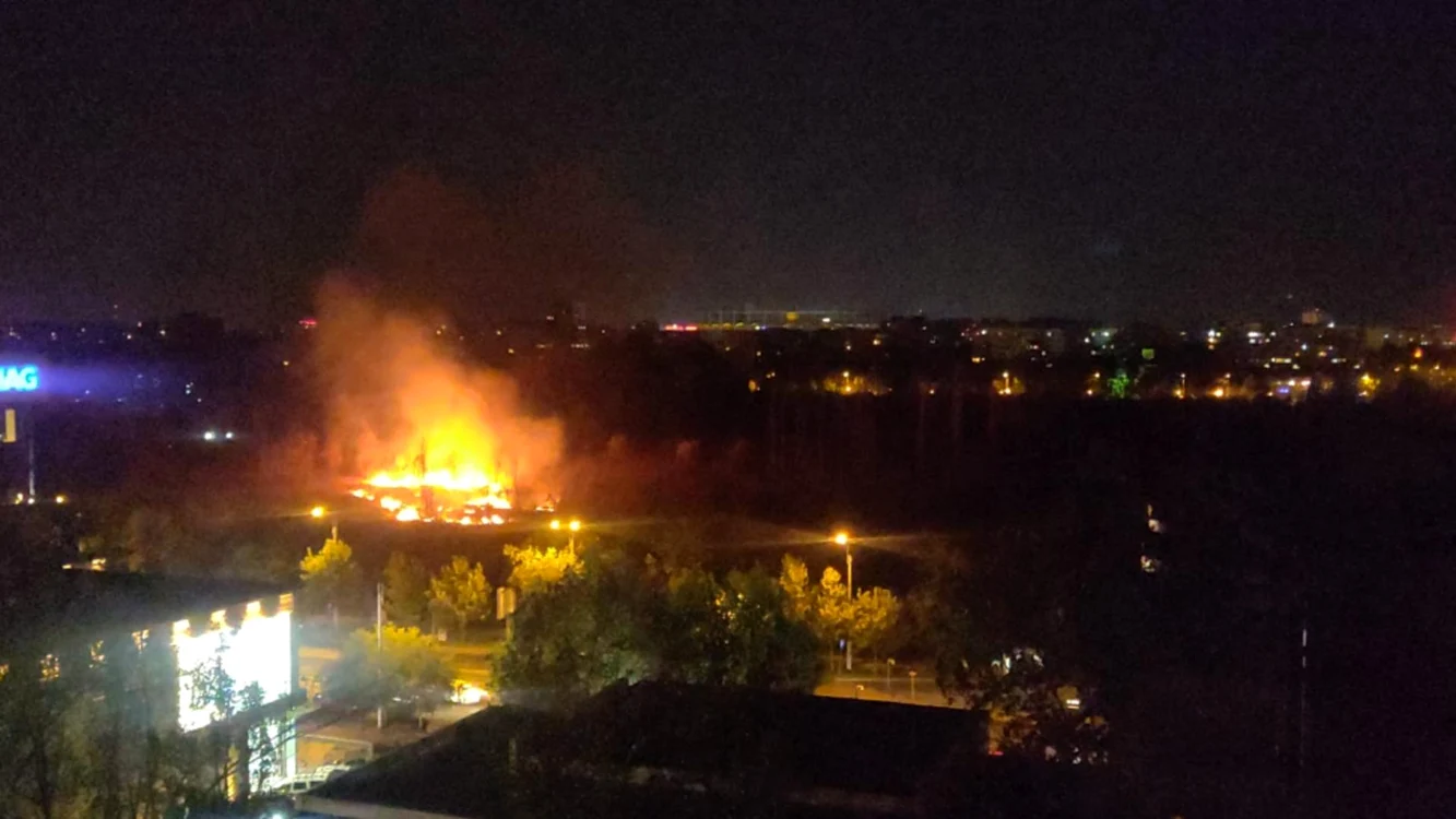Incendiu IOR august 2023 Foto: Răzvan Chesaru- Facebook