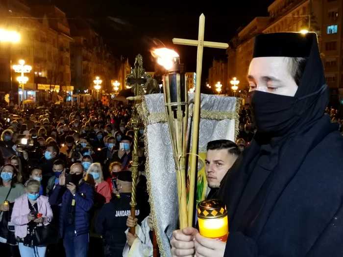 Slujba de Înviere de la Catedrala Mitropolitană din Timişoara FOTO Ş.Both