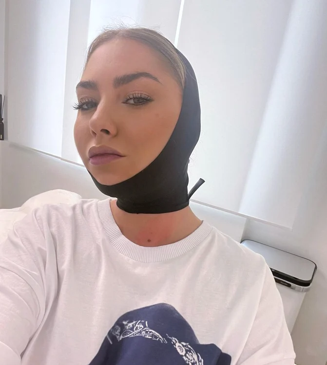 Jo Instagram PNG