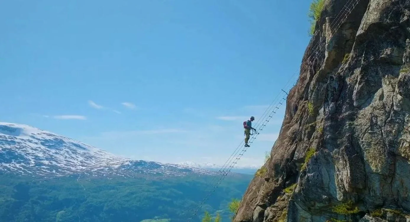 Scara din Leon Norvegia, situată la 790 m înălțime
