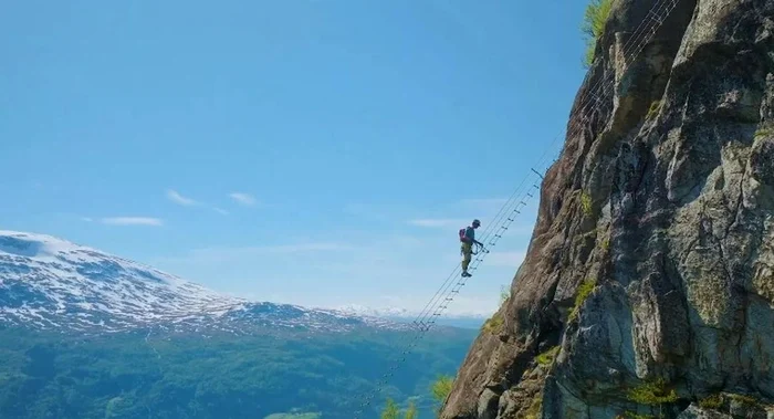Scara din Leon Norvegia, situată la 790 m înălțime