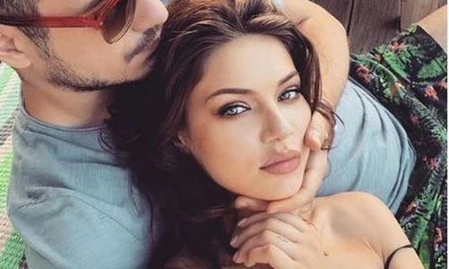 4 cristina ich alaptat in public jpg jpeg