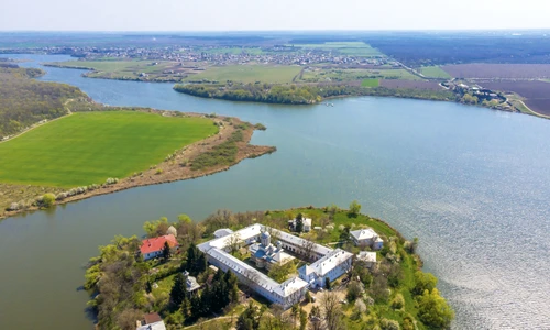 2 shutterstock 1360440122 jpg jpeg