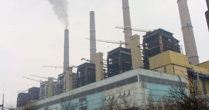 Cenuşa nu va mai polua atmosfera şi va fi folosită la fabricarea unui material de construcţie