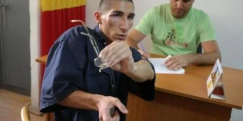 Agresorul este acuzat  acum de tentativă de omor