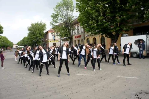 ziua dansului 1
