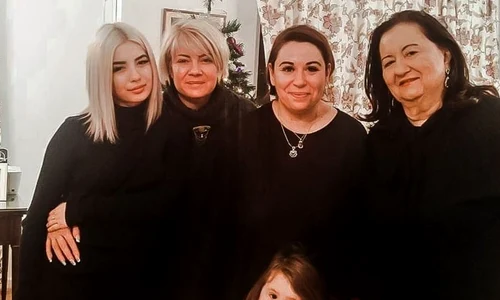 Catinca, Oana și Mioara, femeile familiei Roman Sursa: Facebook