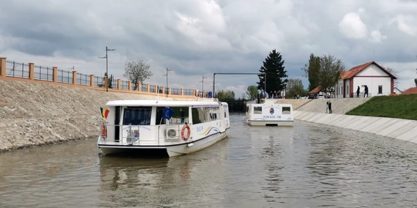 Ecluza de la Sânmihaiu Român funcţionează după mai bine de 60 de ani FOTO Ş.Both