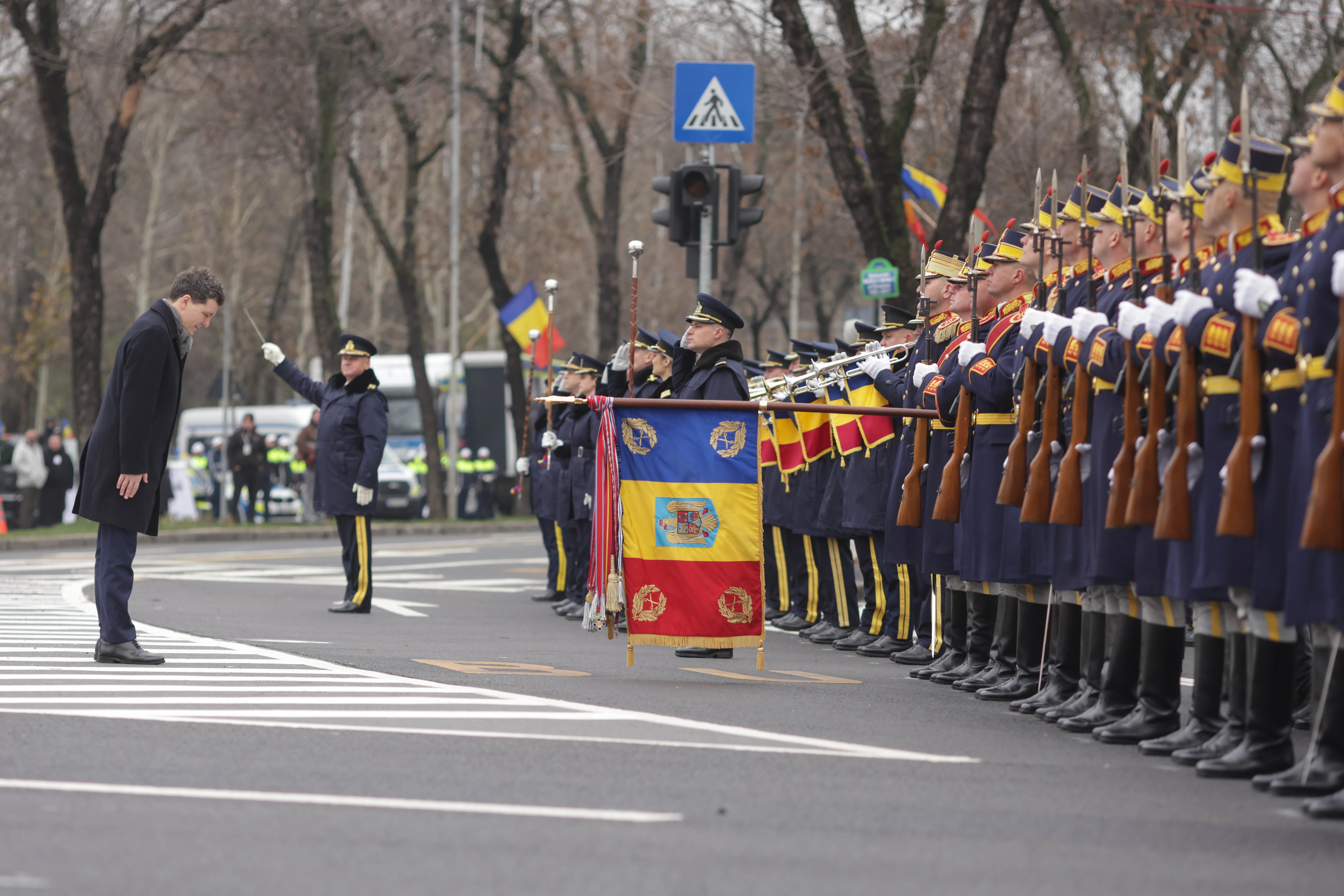 Parada de la Arcul de Triumf în imagini. Cum au sărbătorit Ziua Națională românii strânși în Capitală