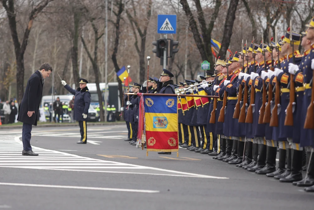 Parada de la Arcul de Triumf în imagini. Cum au sărbătorit Ziua Națională românii strânși în Capitală