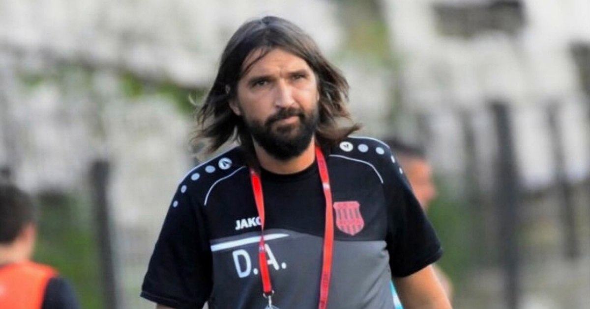 Dan Alexa riscă o suspendare drastică. Antrenorul Timișoarei a lovit un adversar la finalul meciului cu Tășnad