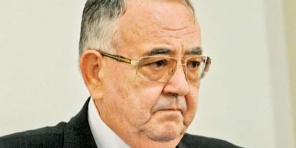 Potrivit documentelor CNSAS, Mircea Popescu ar fi fost şi plătit  de fosta Securitate, pentru o urmărire în cele mai bune condiţii