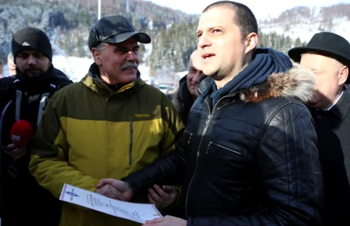 inaugurare partie de schi