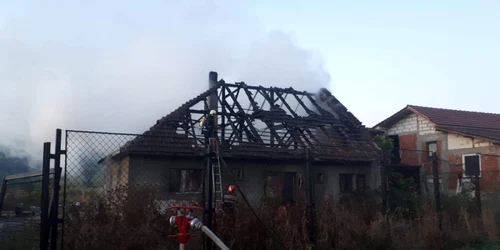 incendiu orsova FOTO ISU Drobeta 