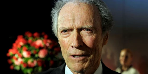 Clint Eastwood se implică în campania electorală