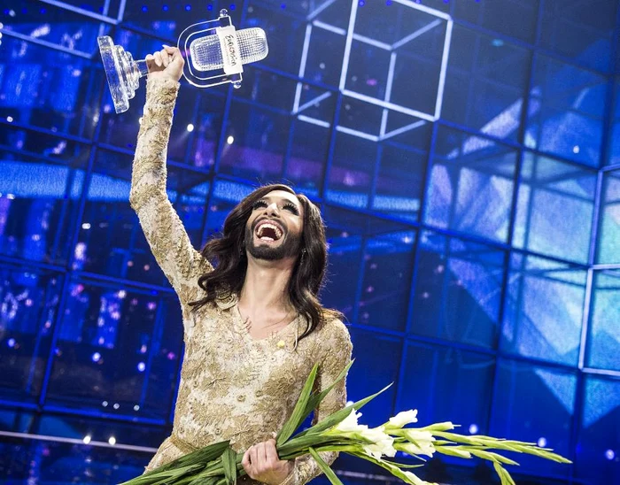 
    Conchita Wurst a câştigat sâmbătă seară Eurovisionul. (Foto: Reuters)  