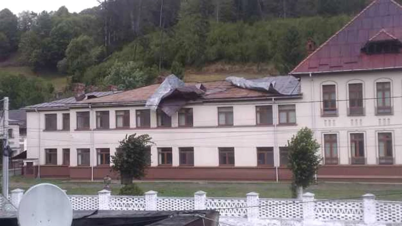 pagube furtuna alba