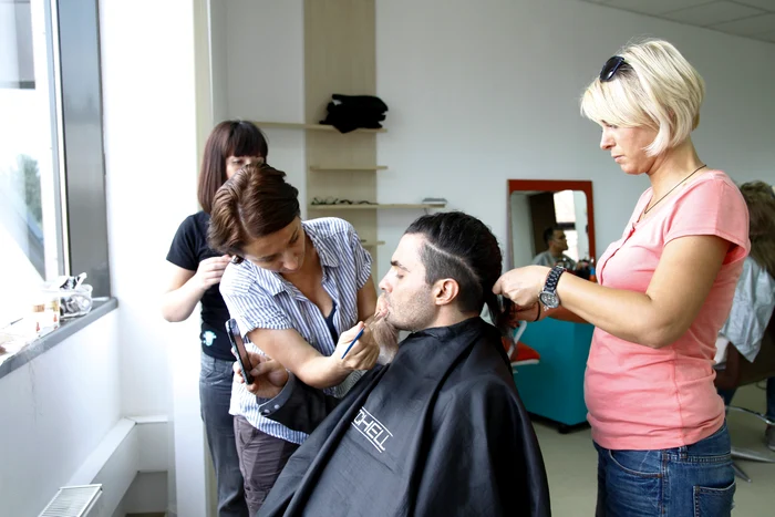 Pepe a îmbătrânit la propriu cât timp a stat pe scaunul de machiaj