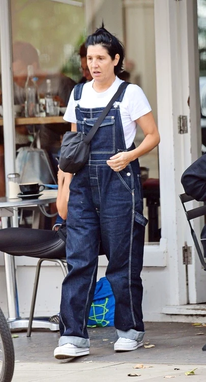 3 profimedia 0462891737 jpg jpeg