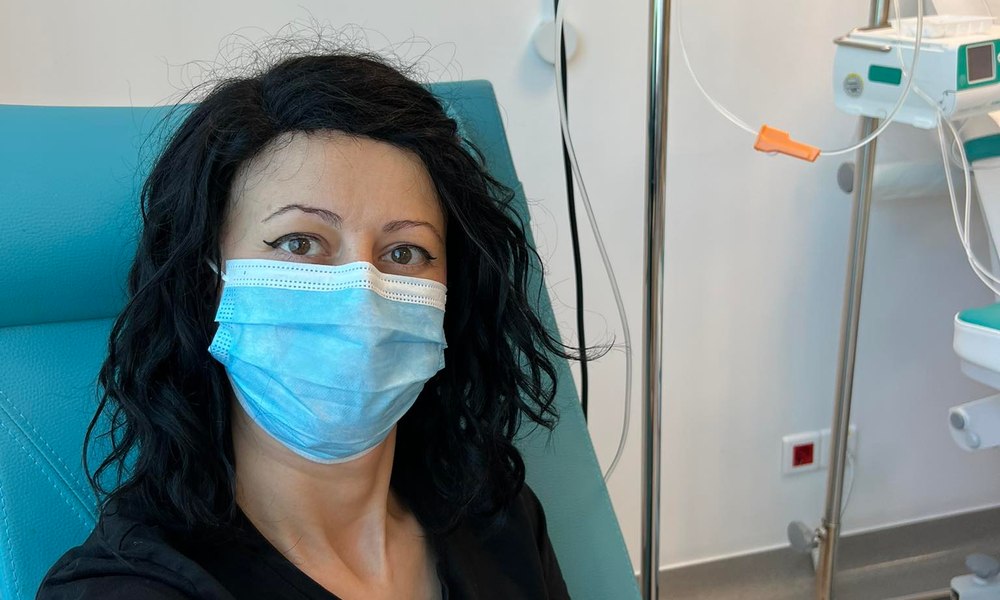 Mesaj emoționant pentru românii care nu ies la vot: „Dacă eu, la a 3-a zi după tratamentul de cancer mă pot duce, puteți și voi” 