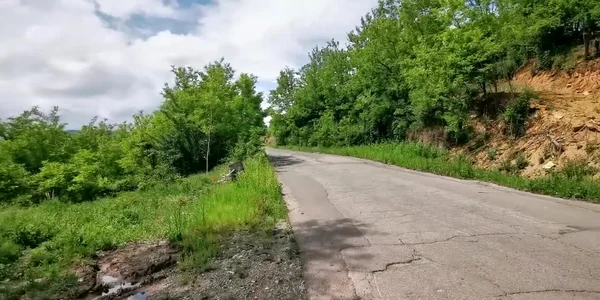 Drumul de pe malul Lacului Cinciş