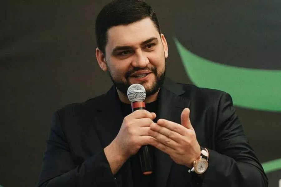 Milionar rus, care avea legături cu un oligarh influent, găsit mort în biroul său. Compania sa era folosită de FSB