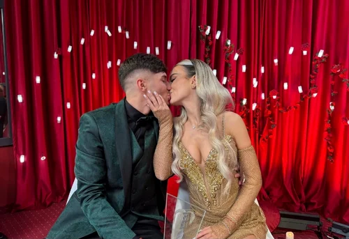 Dorobanțu și Naomi, îndrăgostiți foto: Kanal D 