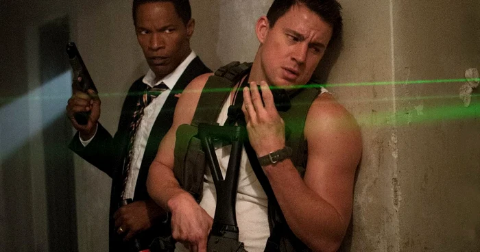 Jamie Foxx şi Channing Tatum în "Alertă de grad zero"   FOTO InterComFilm