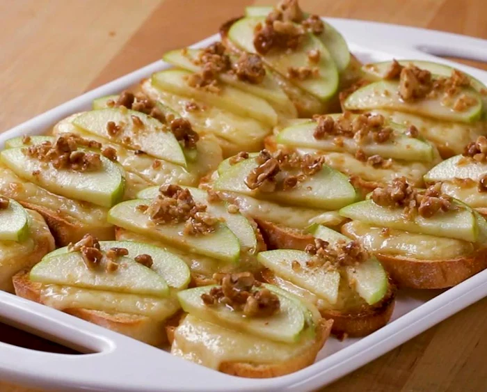 crostini brie jpeg